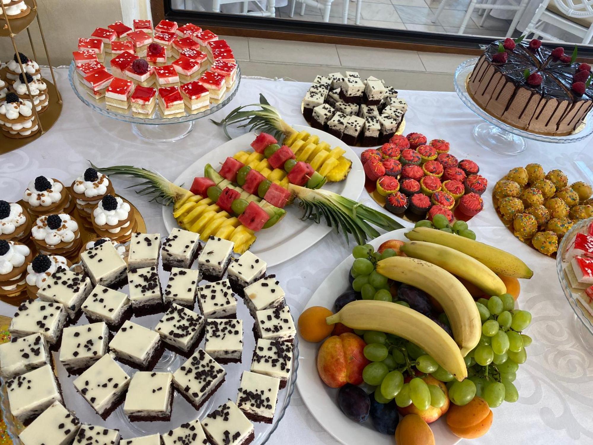 Bistriţa Hotel Diana מראה חיצוני תמונה