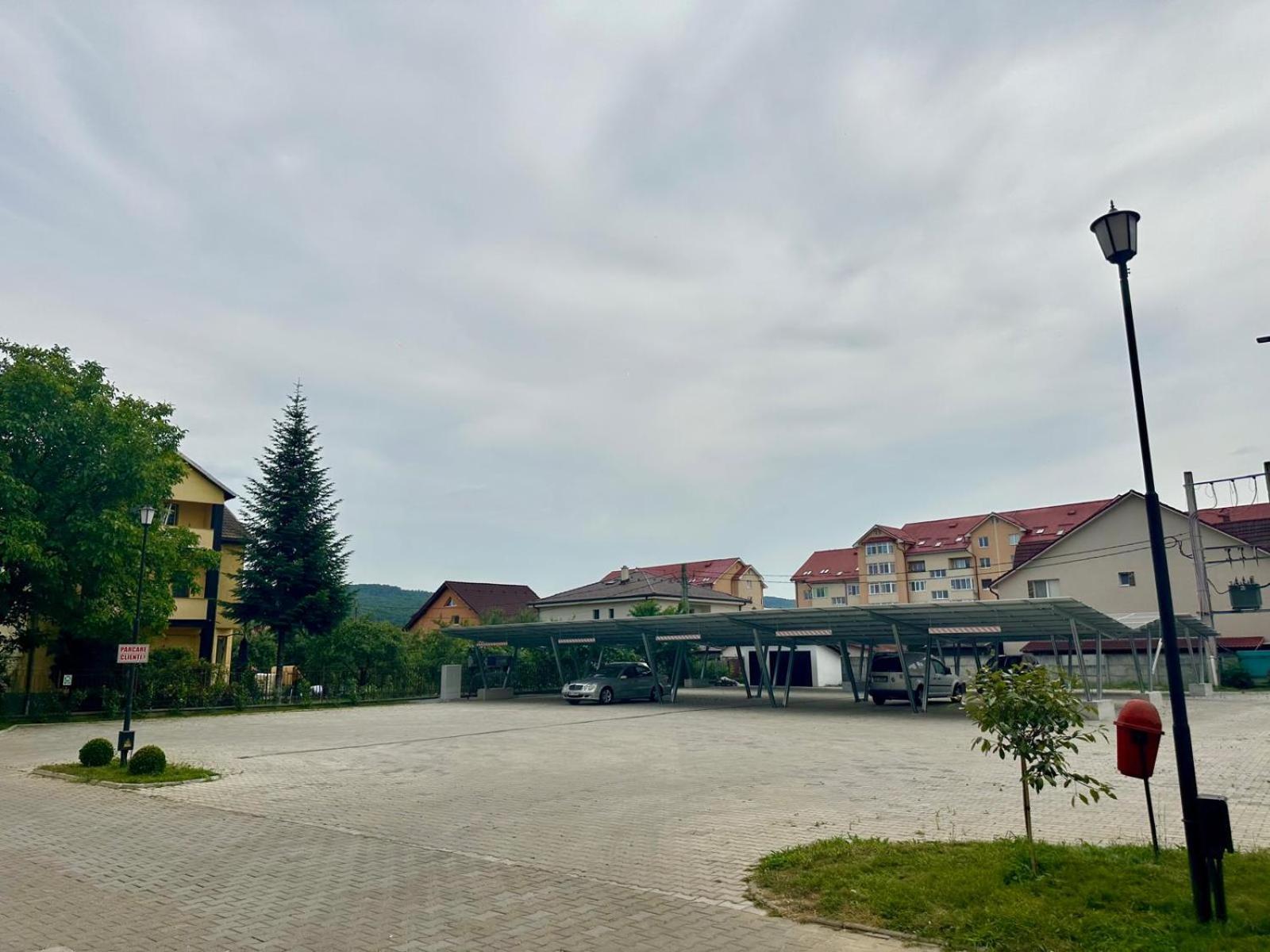 Bistriţa Hotel Diana מראה חיצוני תמונה