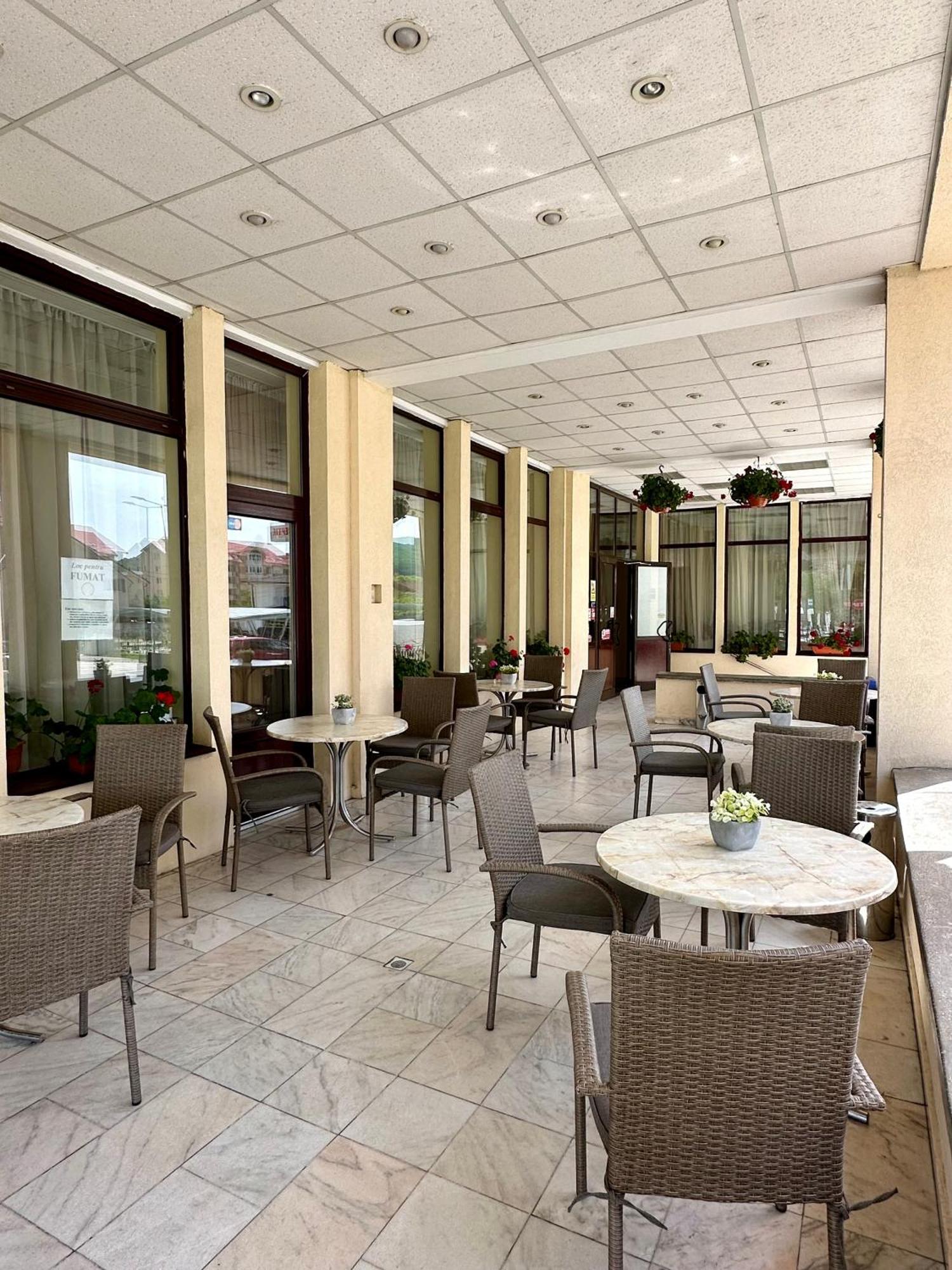 Bistriţa Hotel Diana מראה חיצוני תמונה