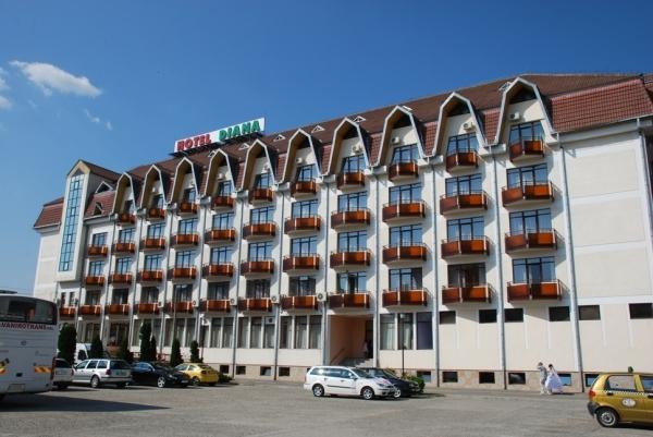Bistriţa Hotel Diana מראה חיצוני תמונה